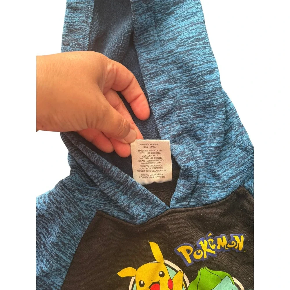 Pokemon Hoodie Youth Size 5/6 Blue Black Pullover Pikachu Charmander Bulbasaur
